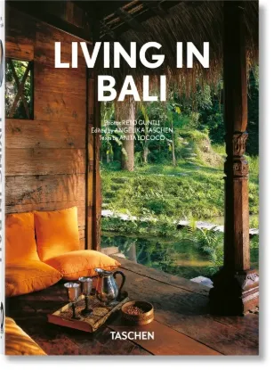 Книга Living in Bali. 40th Ed.. Издательство Taschen