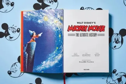 Книга Walt Disney's Mickey Mouse. The Ultimate History. Издательство Taschen