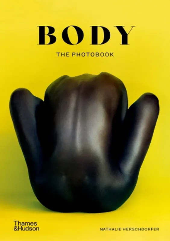 Изображение Body: The Photobook